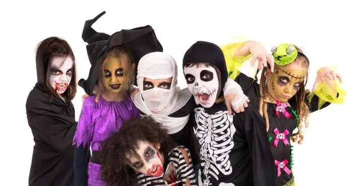 5 ideas de disfraces originales para Halloween caseros, económicos y de  última hora