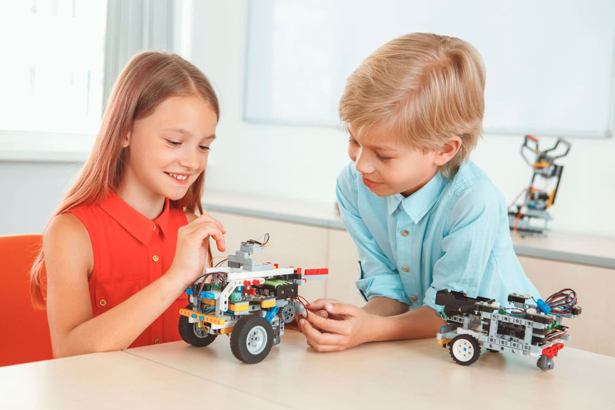 Los juguetes y el desarrollo de los niños - Etapa Infantil