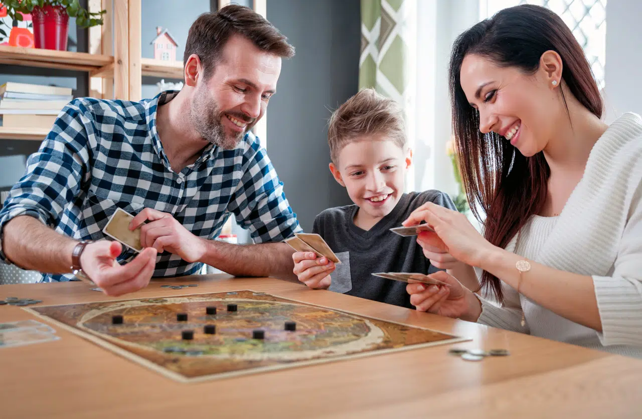 Descubre los mejores juegos de mesa para jugar en familia